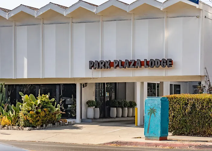 Park Plaza Lodge
